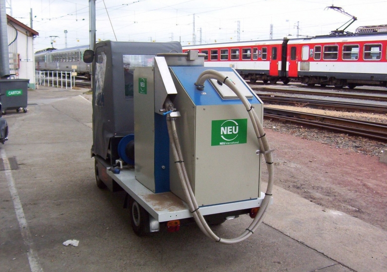 2-Sand feeding MOBILE
